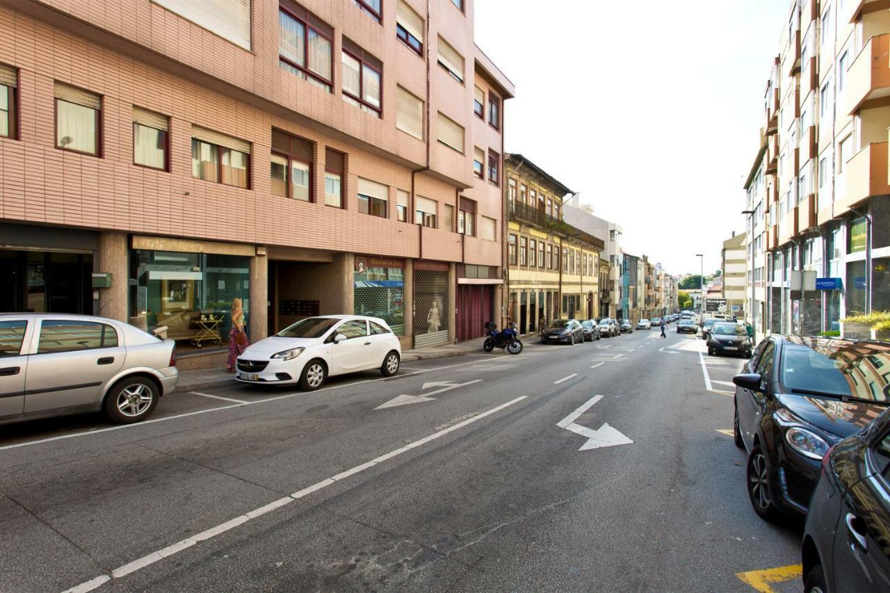 Rustic Bright Flat With Netflix - City Centre Porto Eksteriør billede